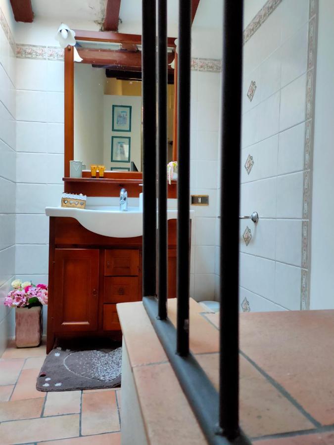 La Casa Di Miri Appartement Foligno Buitenkant foto