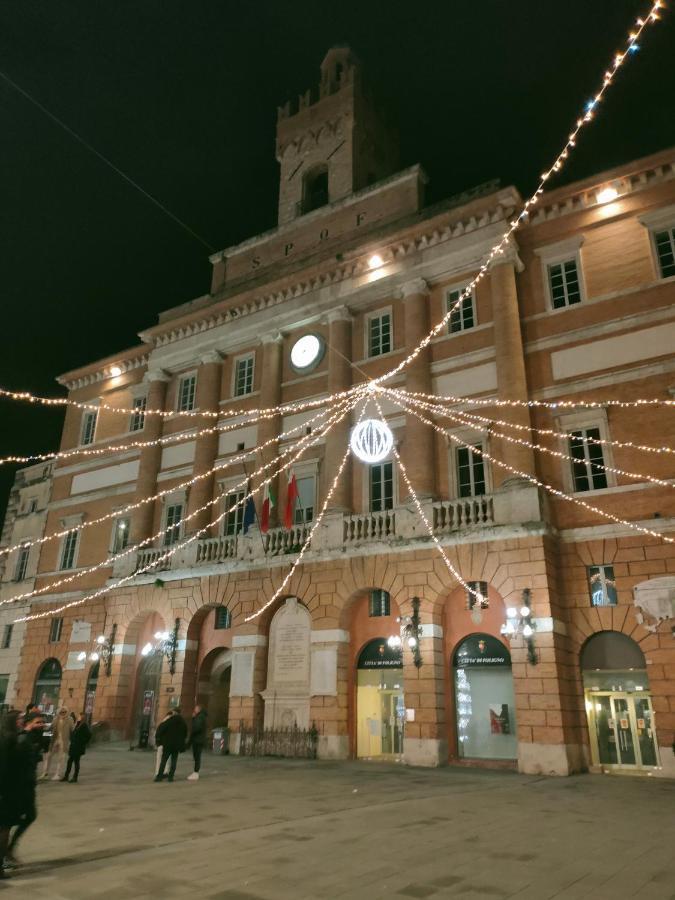 La Casa Di Miri Appartement Foligno Buitenkant foto