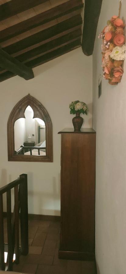 La Casa Di Miri Appartement Foligno Buitenkant foto