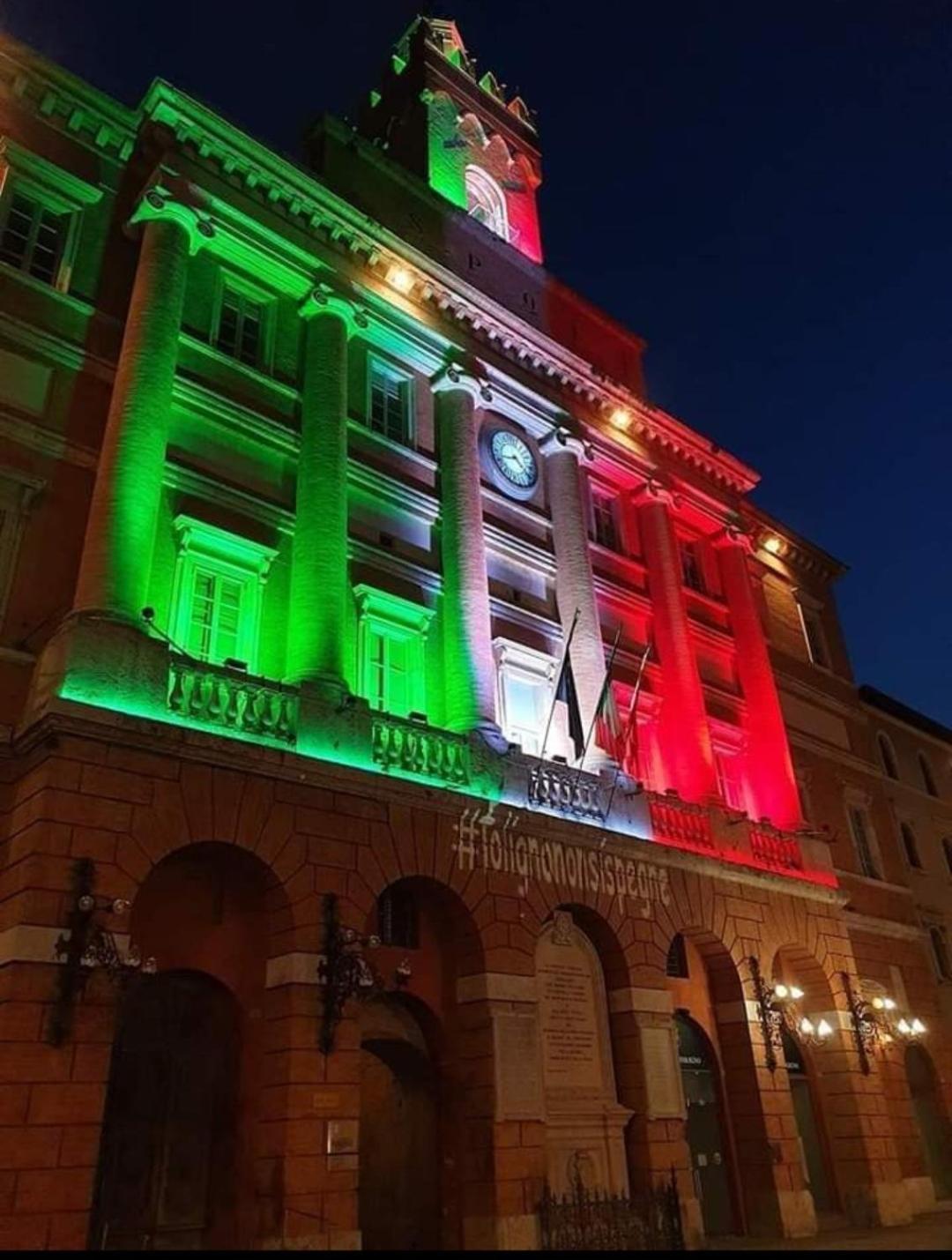 La Casa Di Miri Appartement Foligno Buitenkant foto