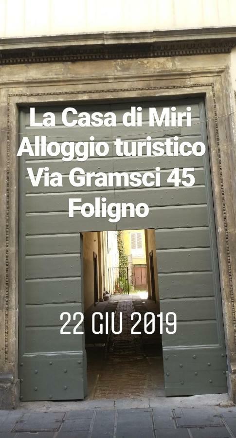 La Casa Di Miri Appartement Foligno Buitenkant foto